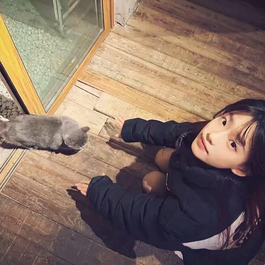 小@