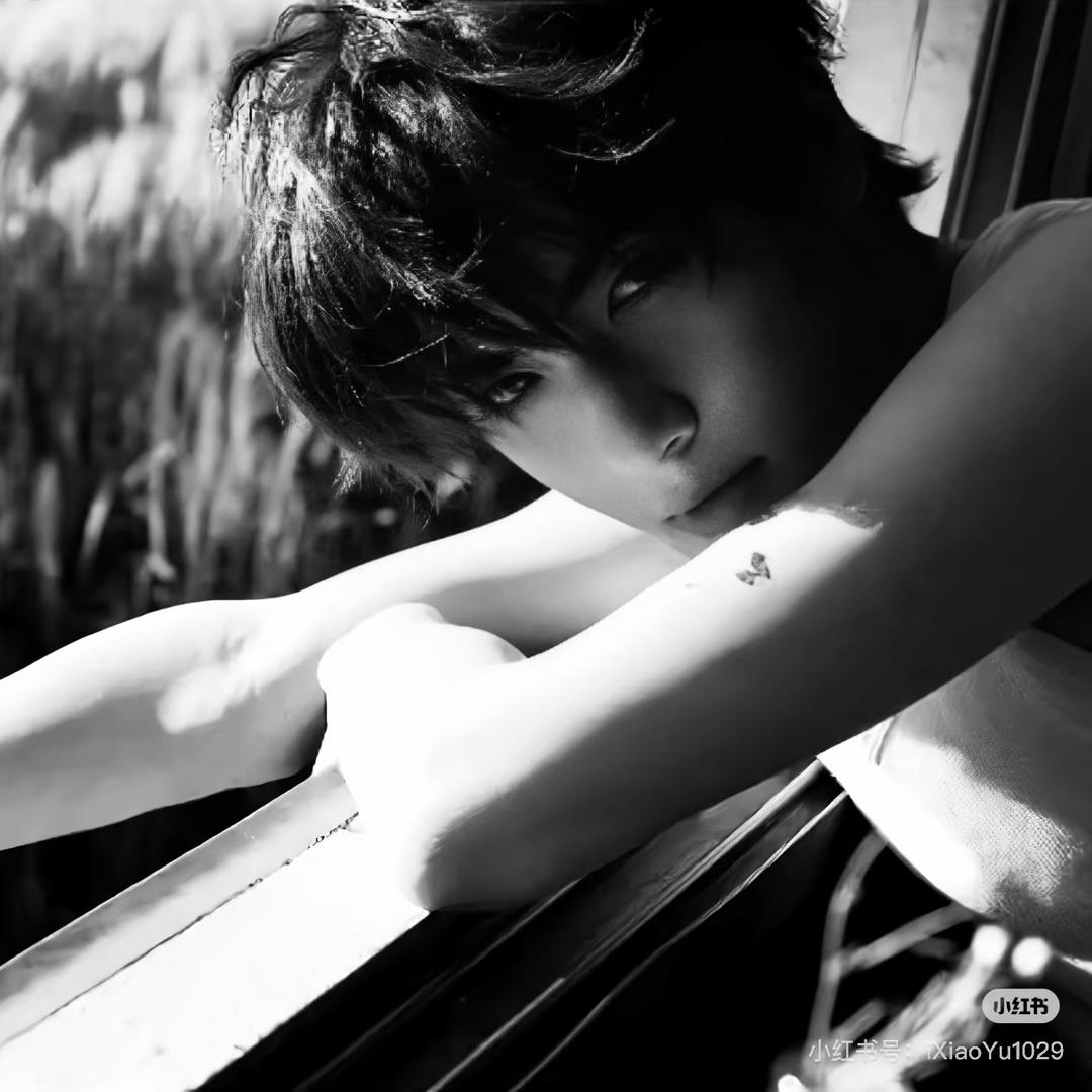 用纸折个纸飞机