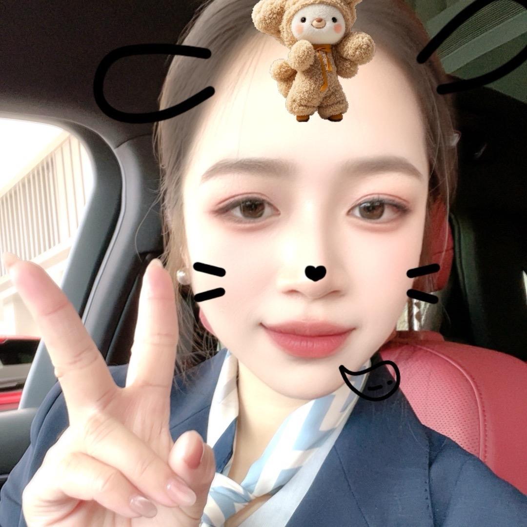 华奥猫女郎