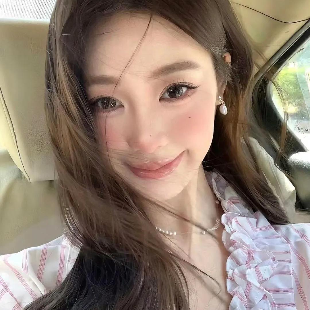 离开玫瑰湖的神秘小熊