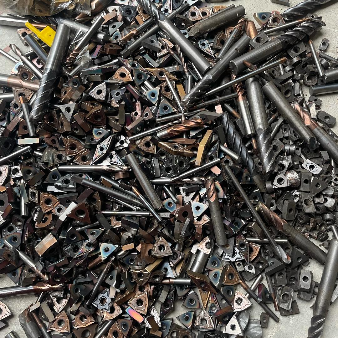 高价回收钨钢！铣刀！数控刀片