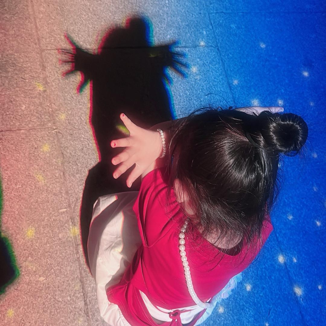 艾米&米朵👧