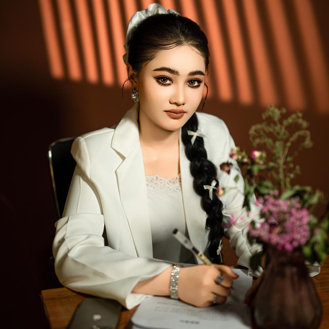 Nazlin🕊·古丽代微尔
