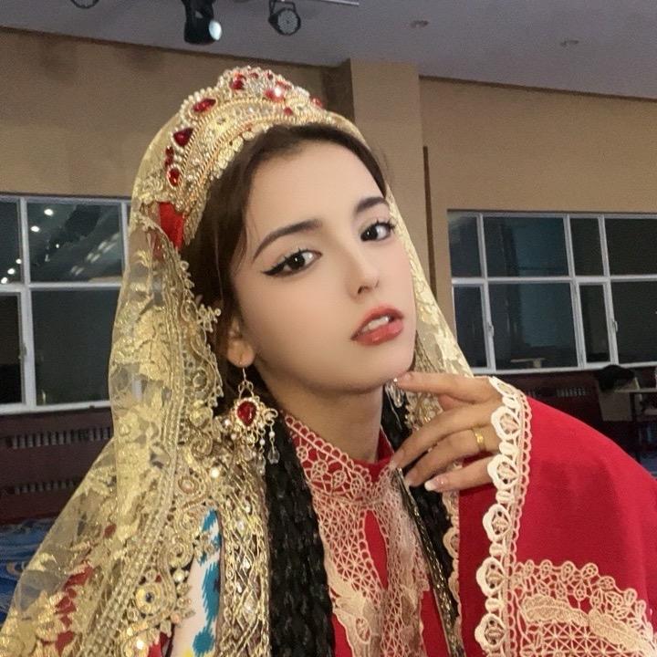 爱笑的娜娜