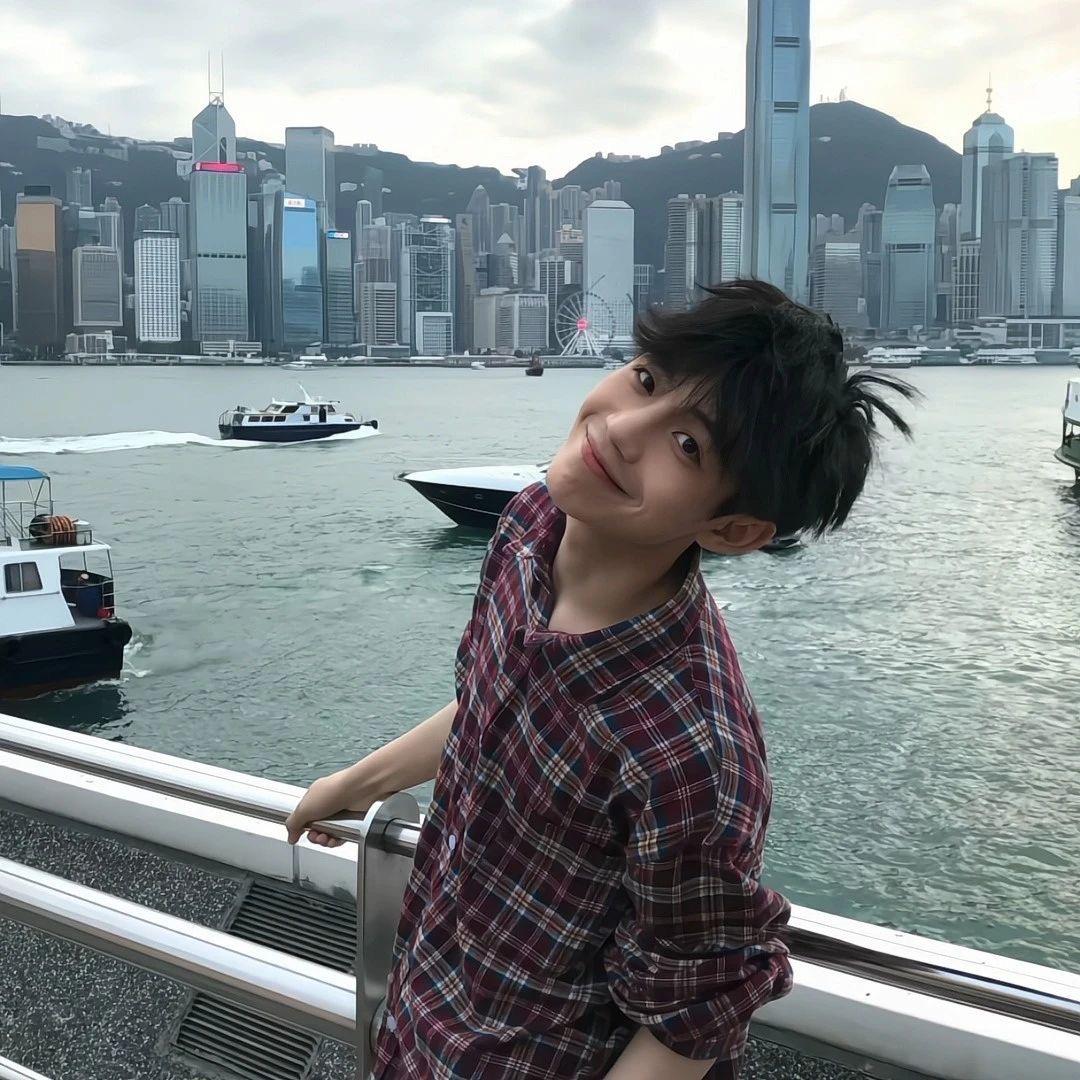 Supromo 派对空间小k