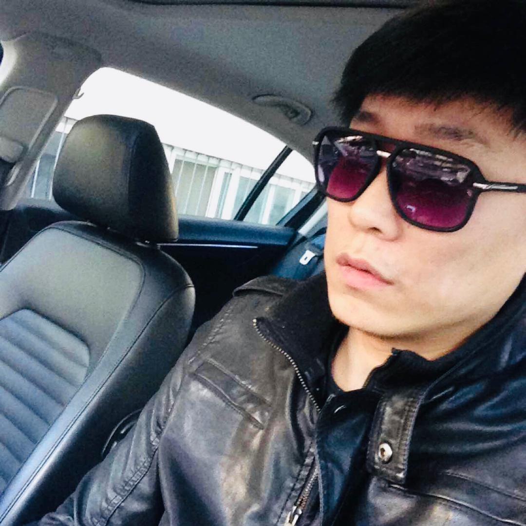 大飞🚬♊️  ོ