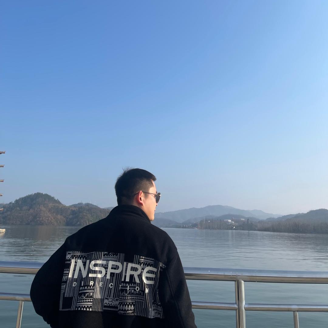 杨。