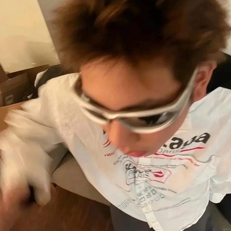 霄