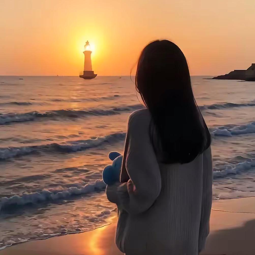 @君臻臻