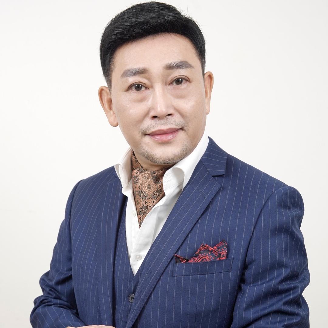 演员肖伟David艺名萧伟．舞台剧导演