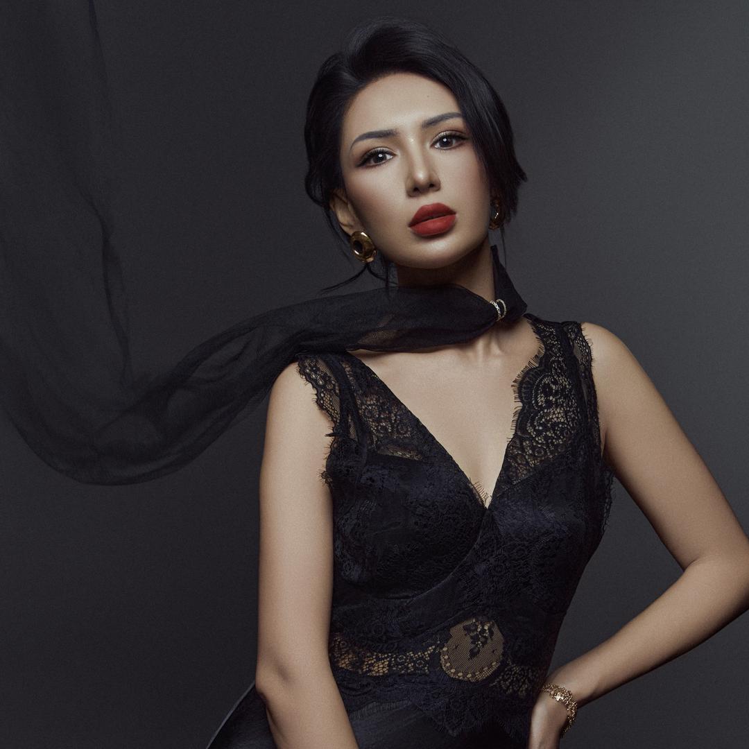 阿迪拉（Adila ablkem♬⋆.˚