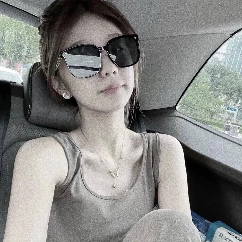 哇^