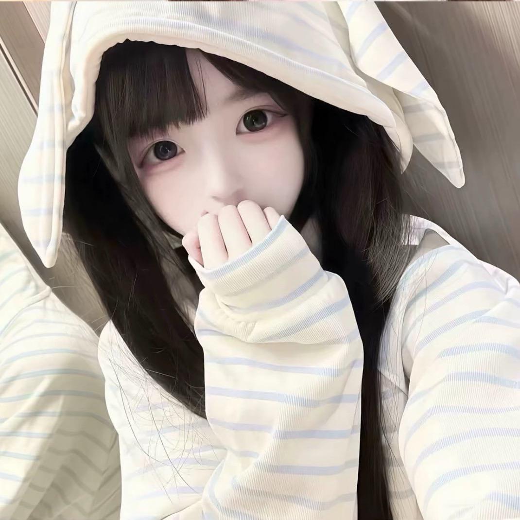 抱紧朵