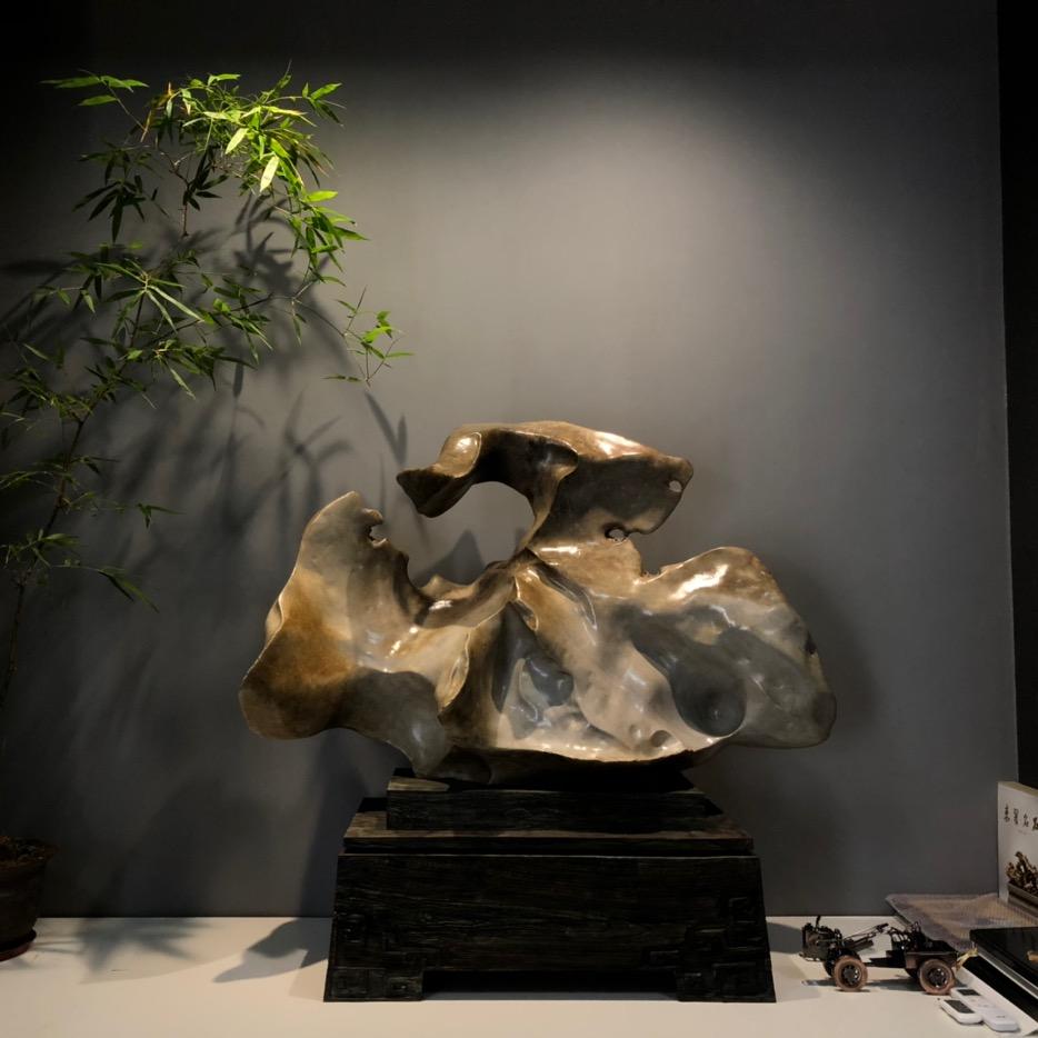 精品奇石艺术经纪