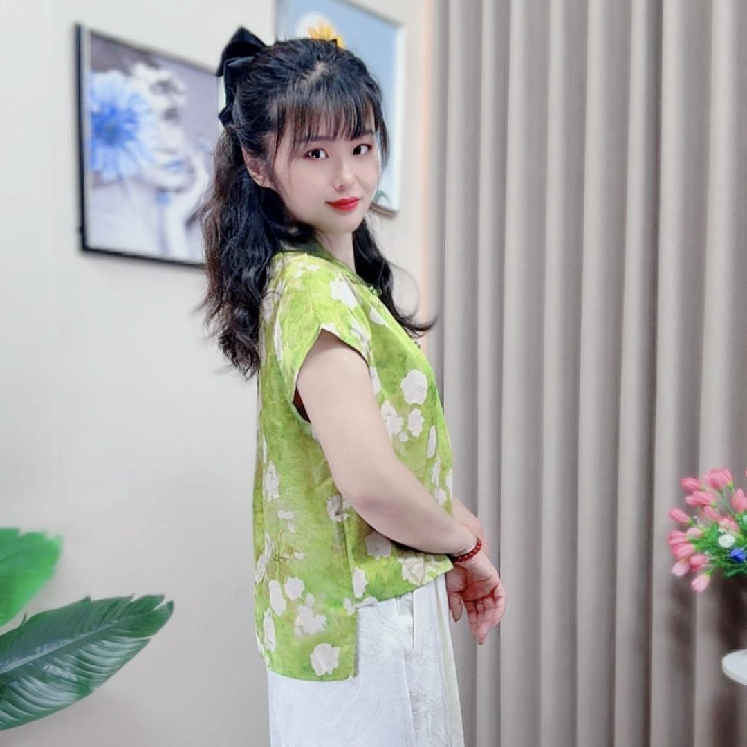 姣颜女装定制