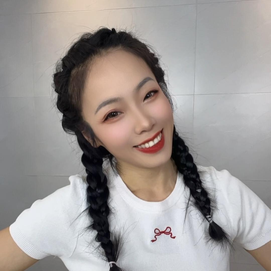 嘉琪蹦蹦哒