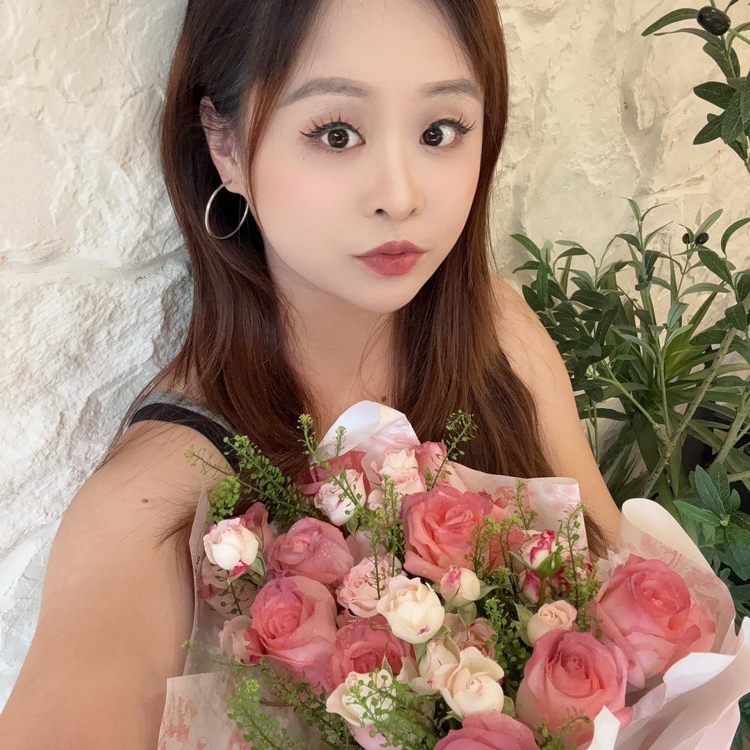 不吃香菜33哇