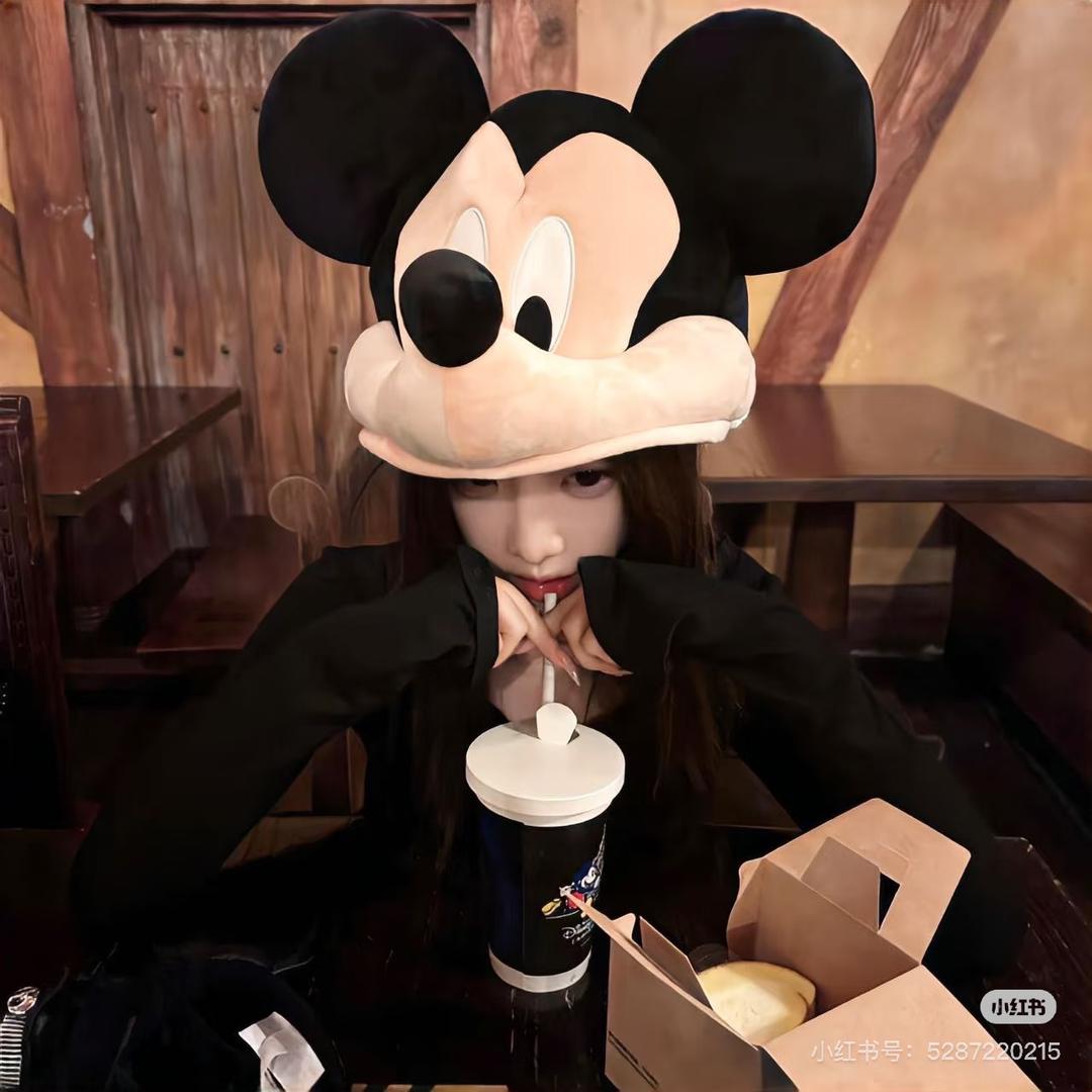 小^