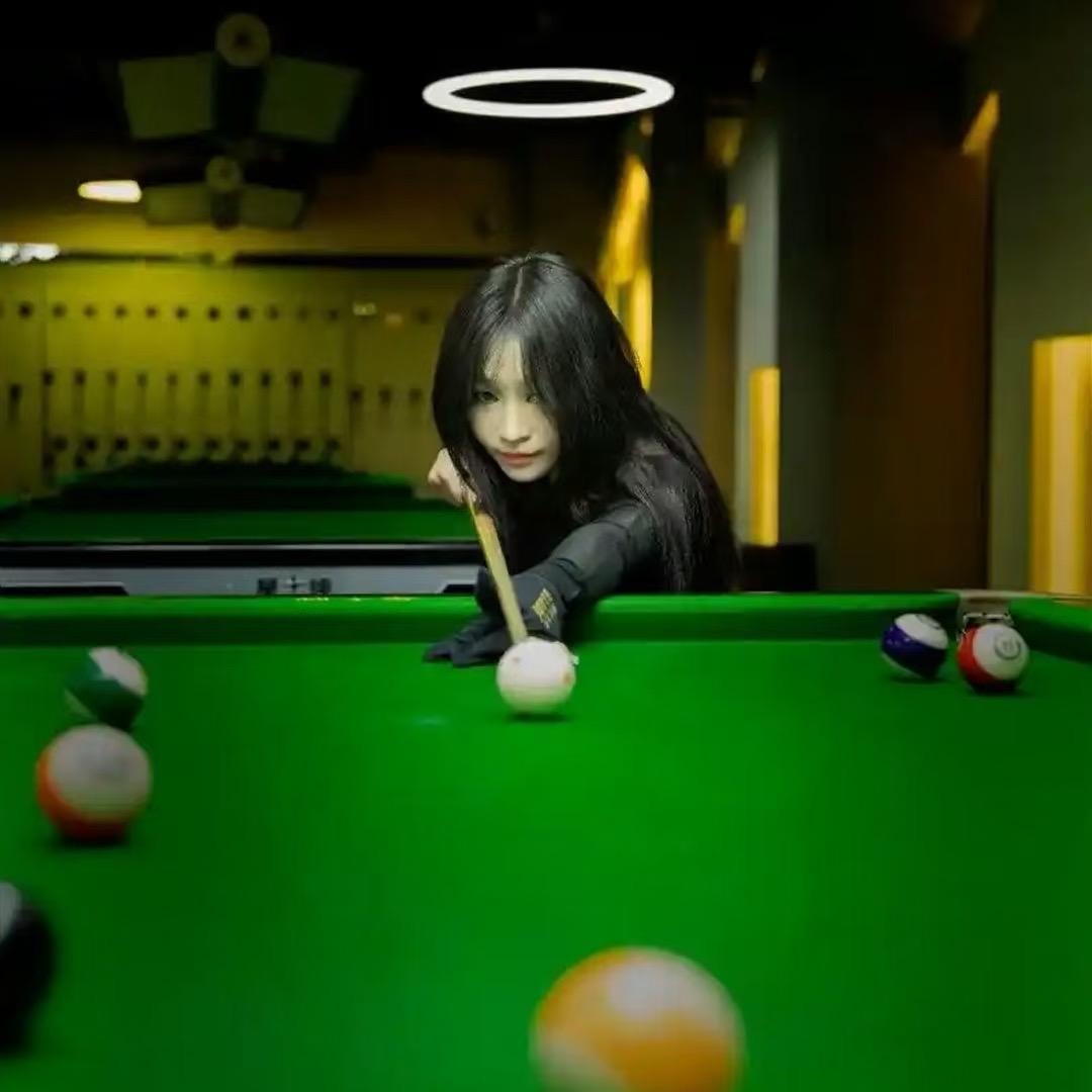 准神台球杆贸易商行