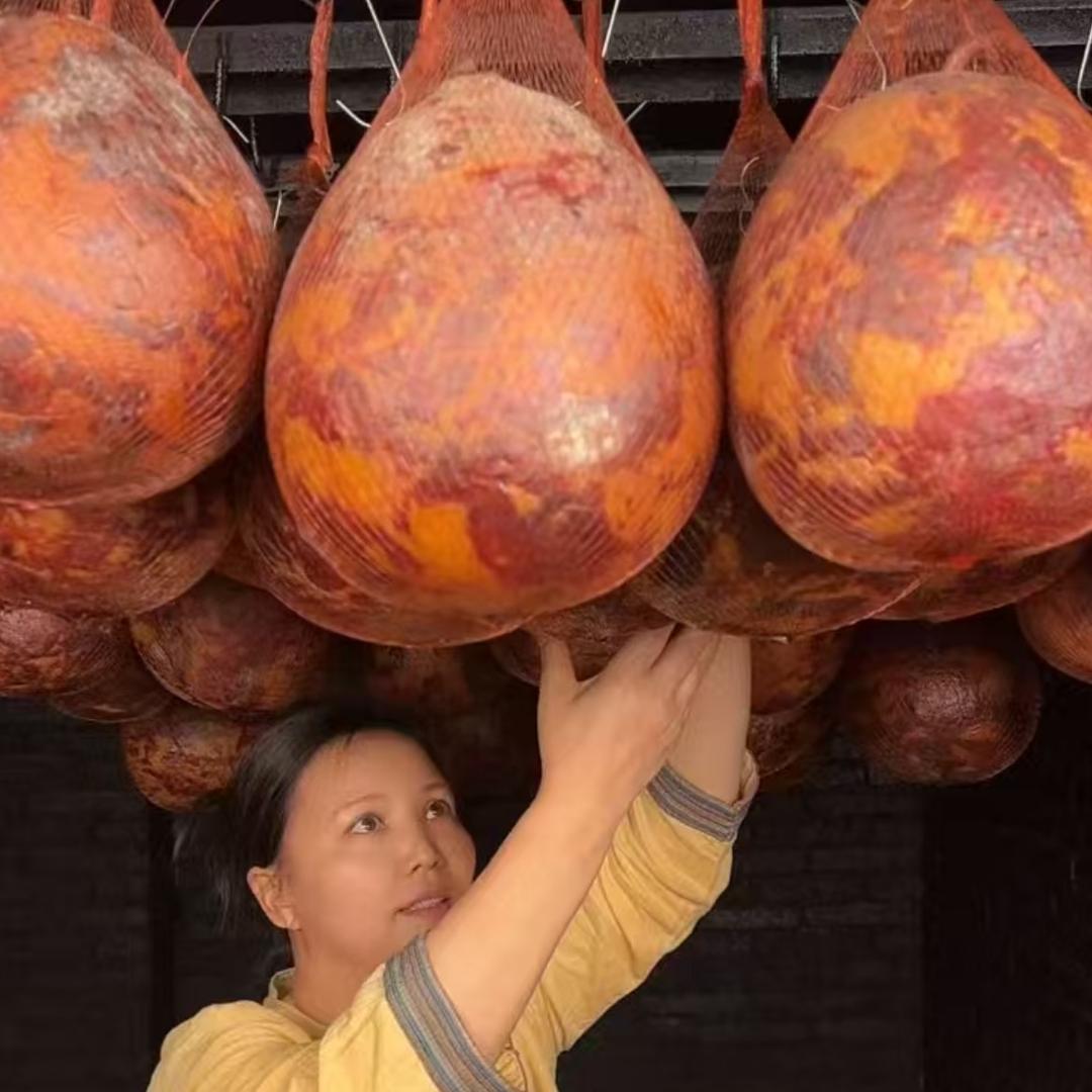 忆腊村凤姐食品专卖店