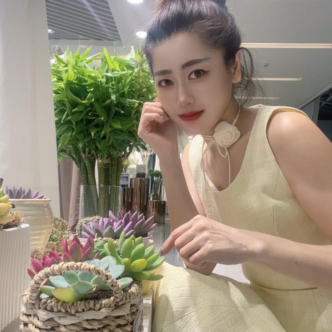 保玲