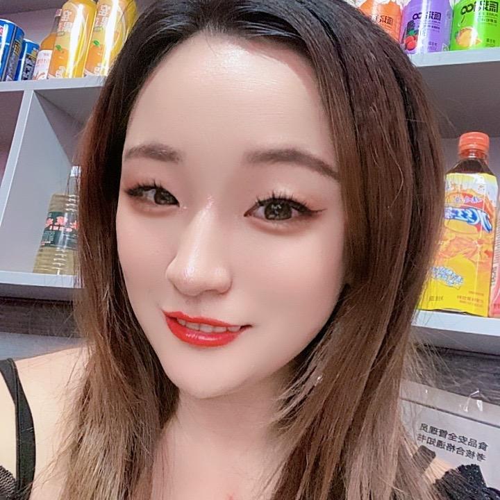 🎀小雯雯🎸