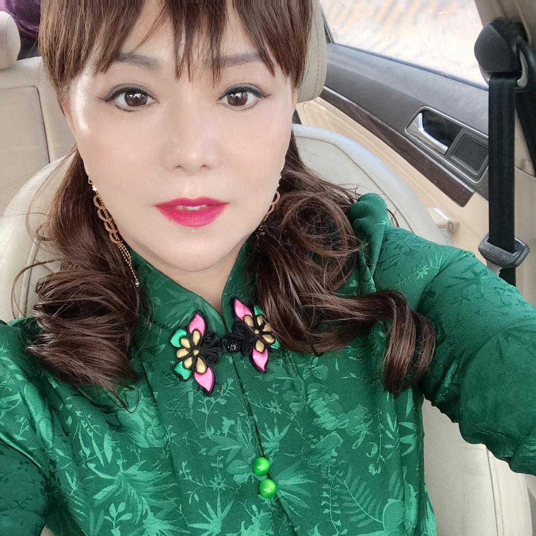 红姐，美发，发型设计，