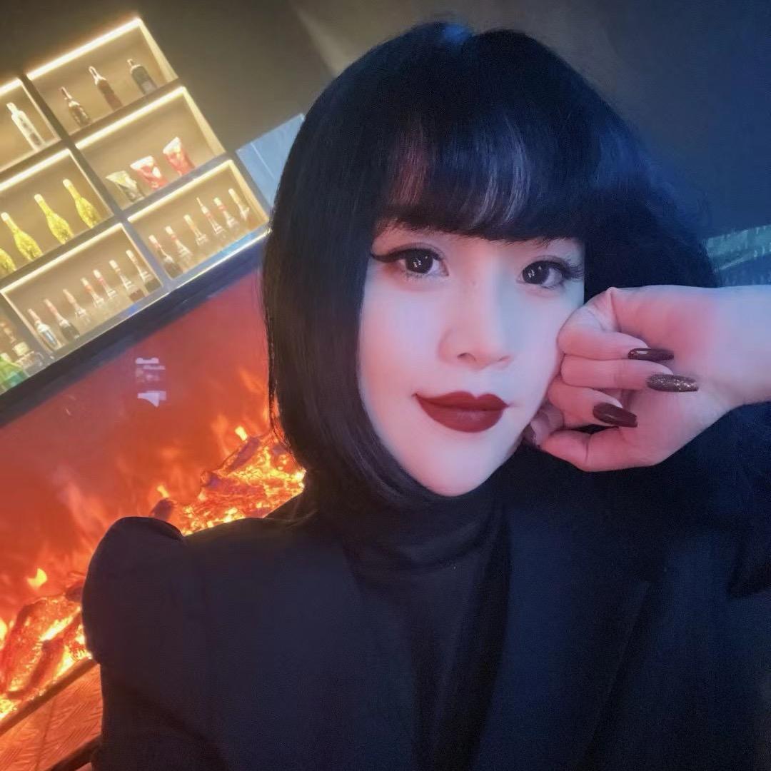 🥀心黑家女装🖤