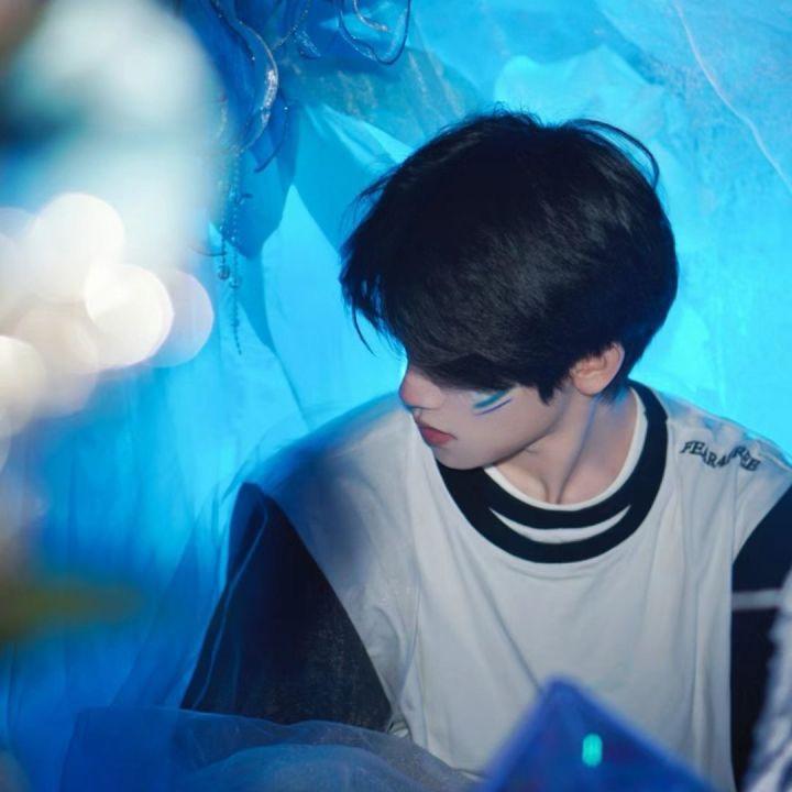 巴迪斯集成吊顶殷亮