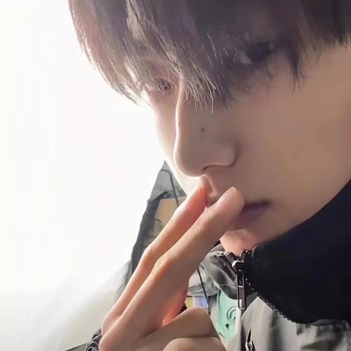 失误爱/游戏低手