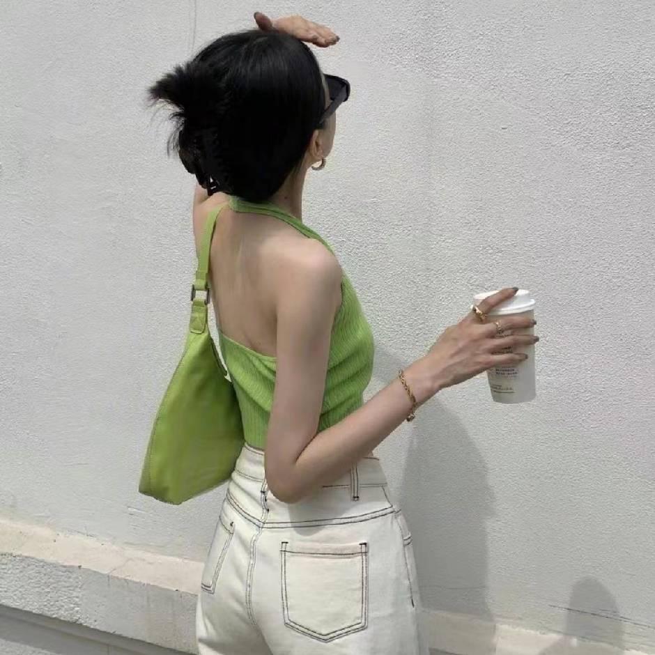 鸡爪女孩👧(0粉挂车中)