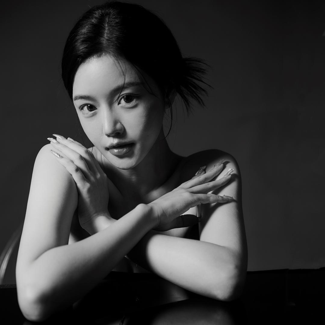 Yiyi