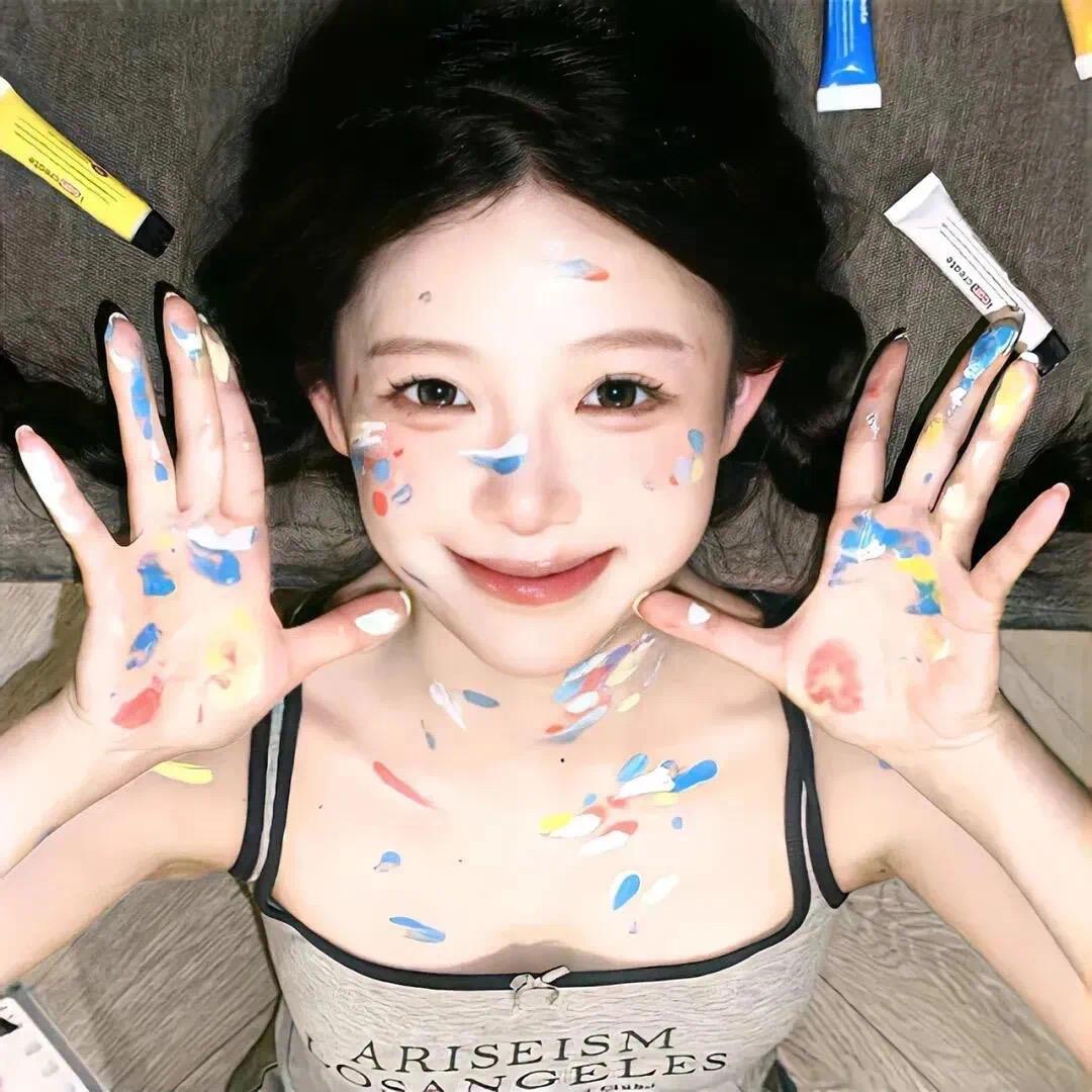 村里在逃翠花🌸