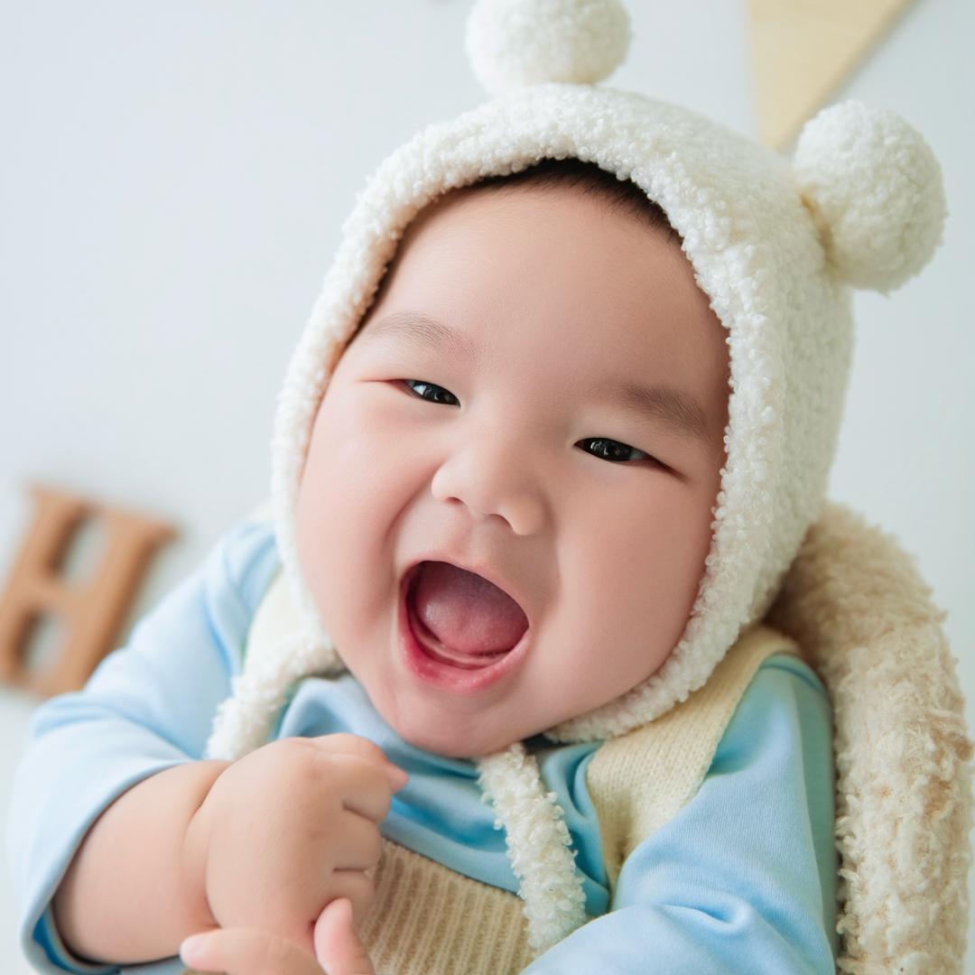 哼哼吖