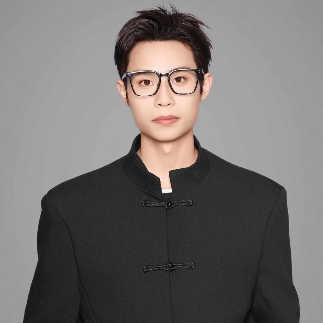 OMG智贤发型定制