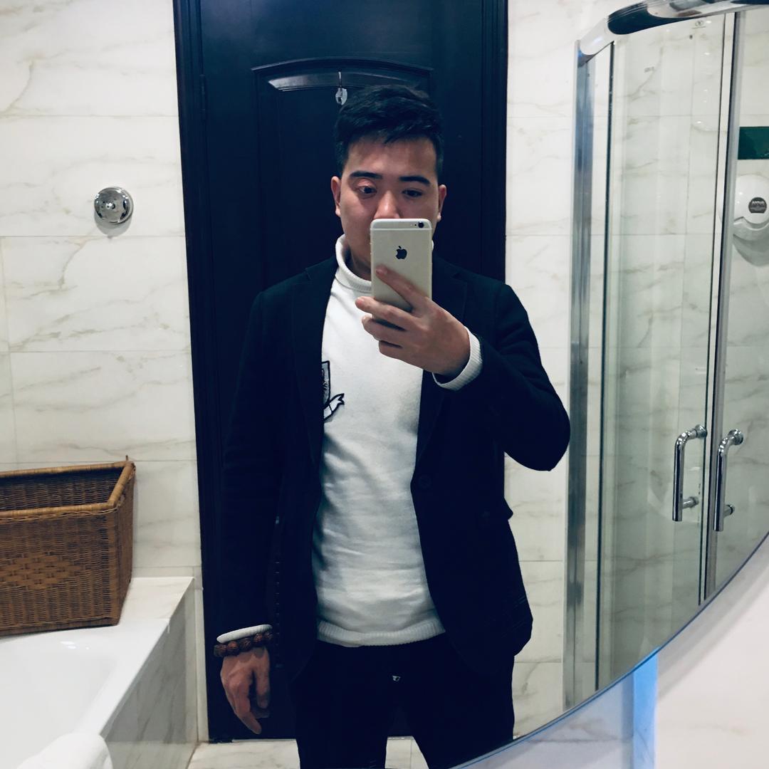 东