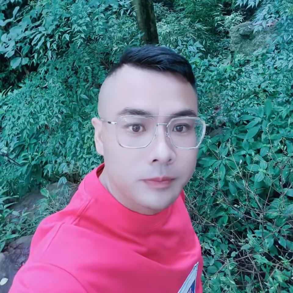 峰哥🐝🍭