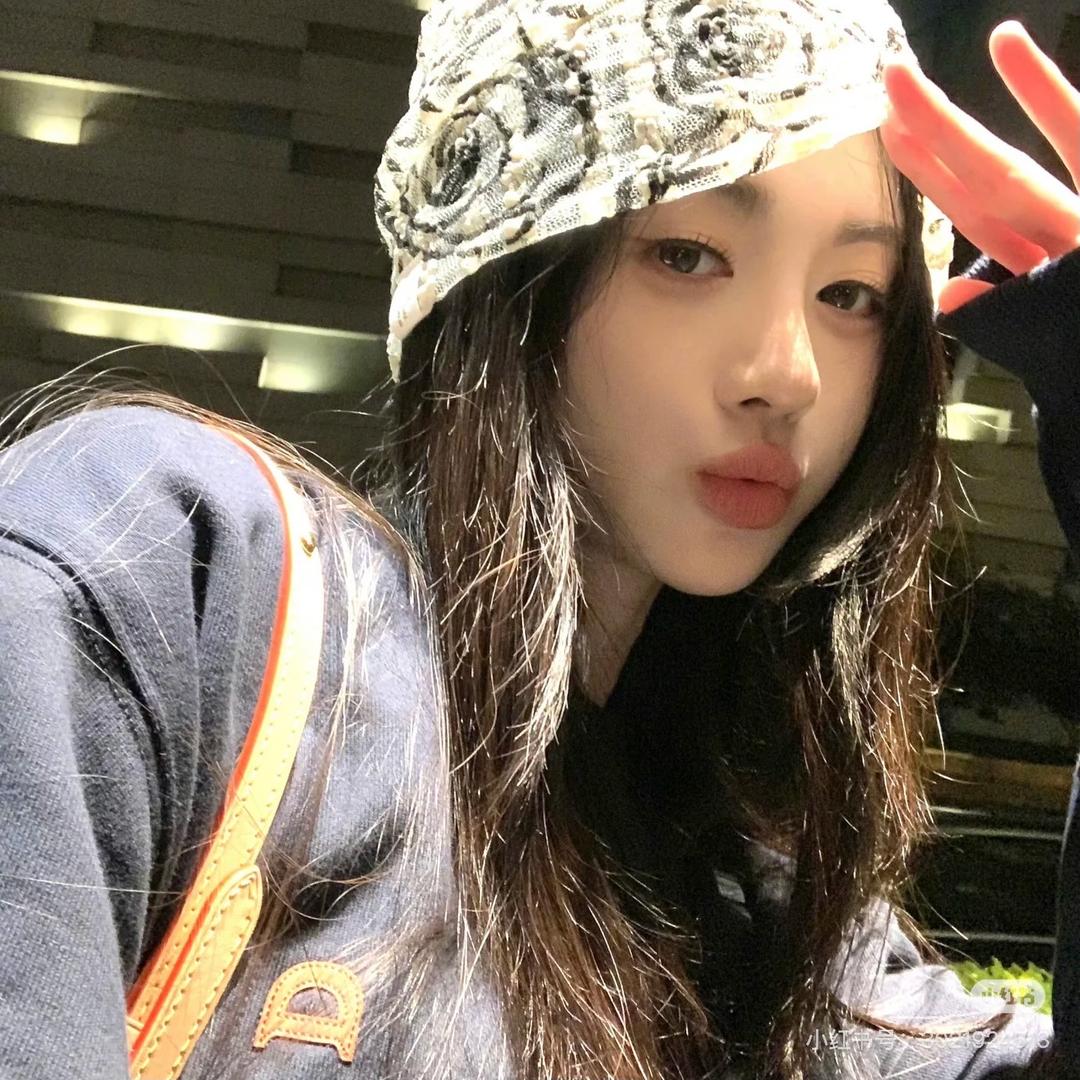 腼腆小美·