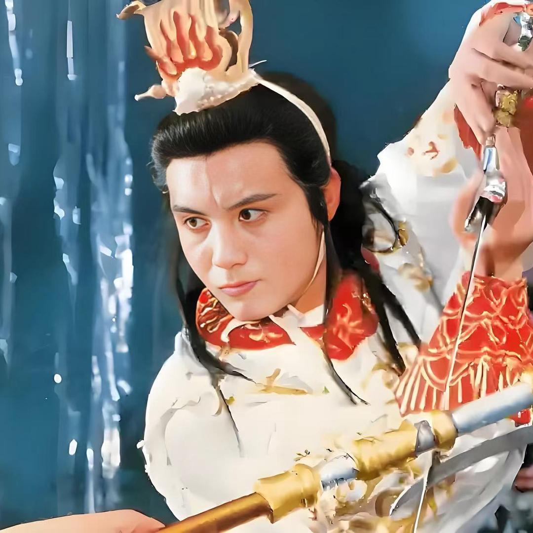 ꧁༺❀ൢ魔鬼的爱ൢ❀༻꧂头像