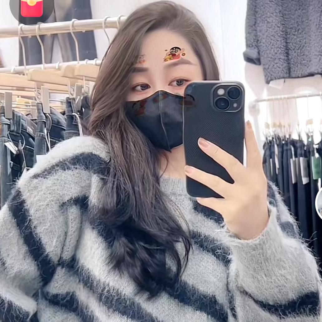 @孝感湾流汇桐小姐女装