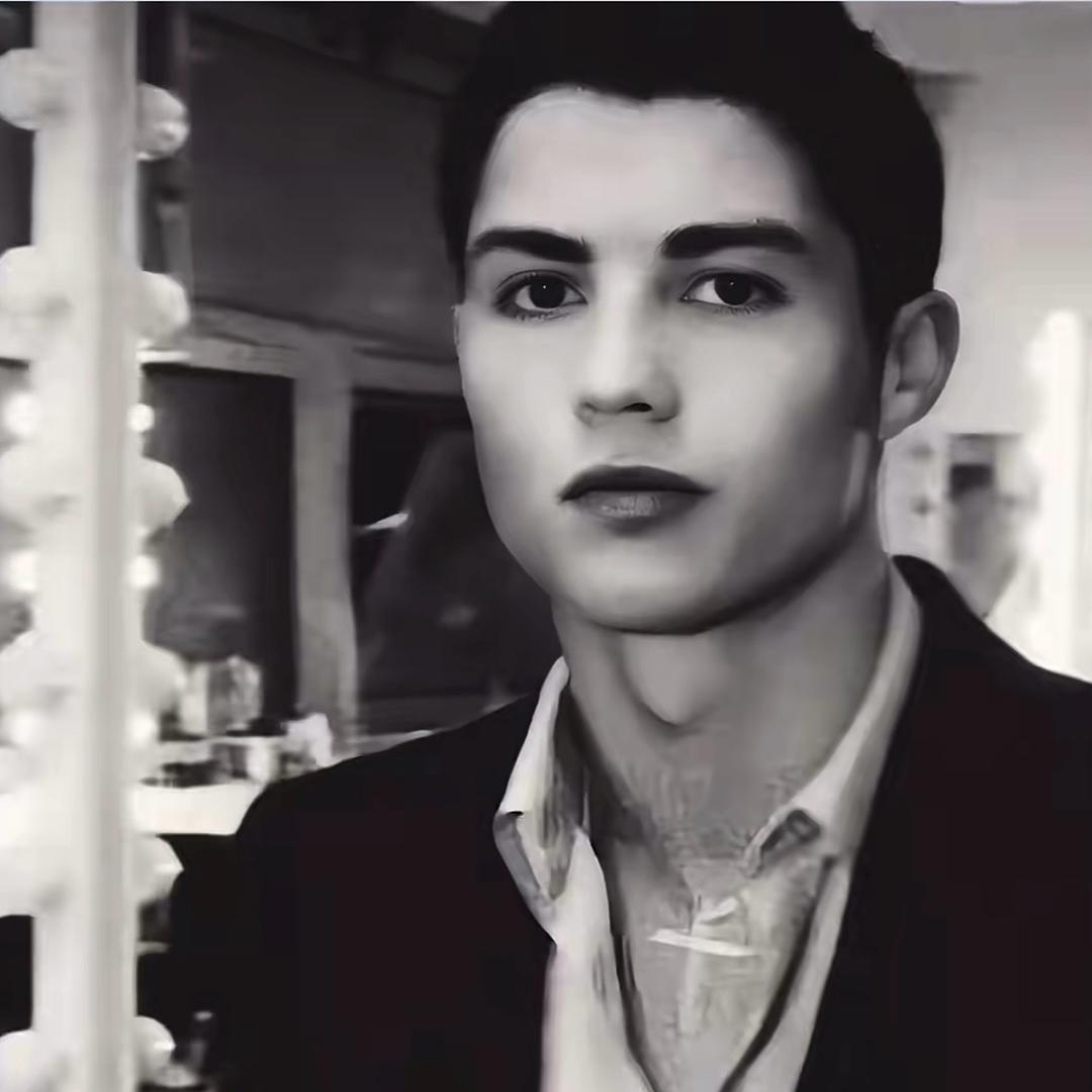 🌬️李太子🌪️