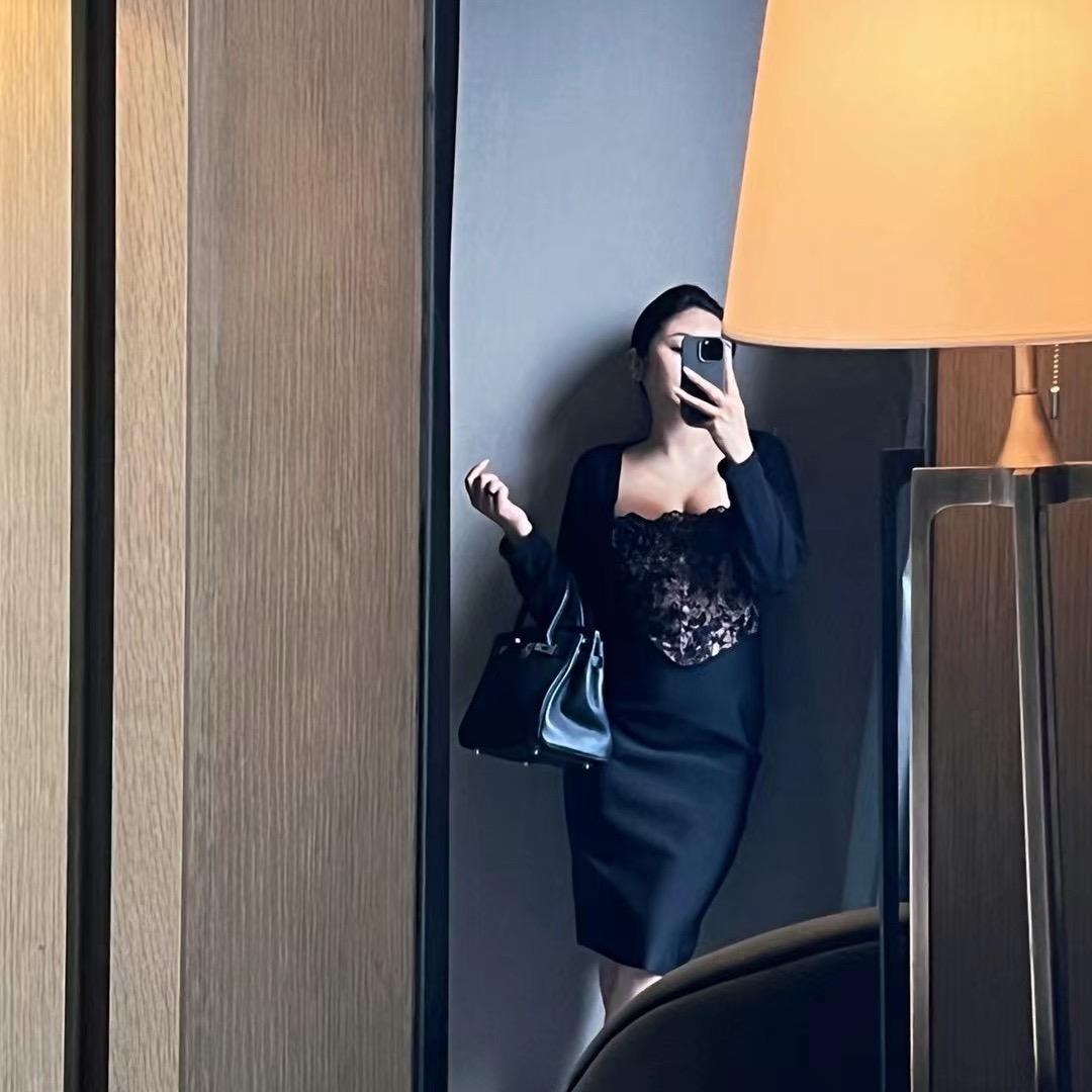 阿玫.