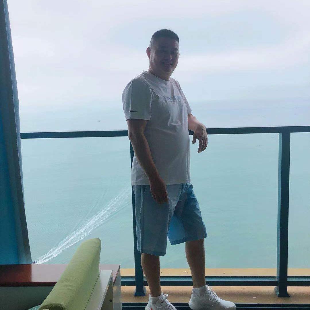 事业有成，功成名就