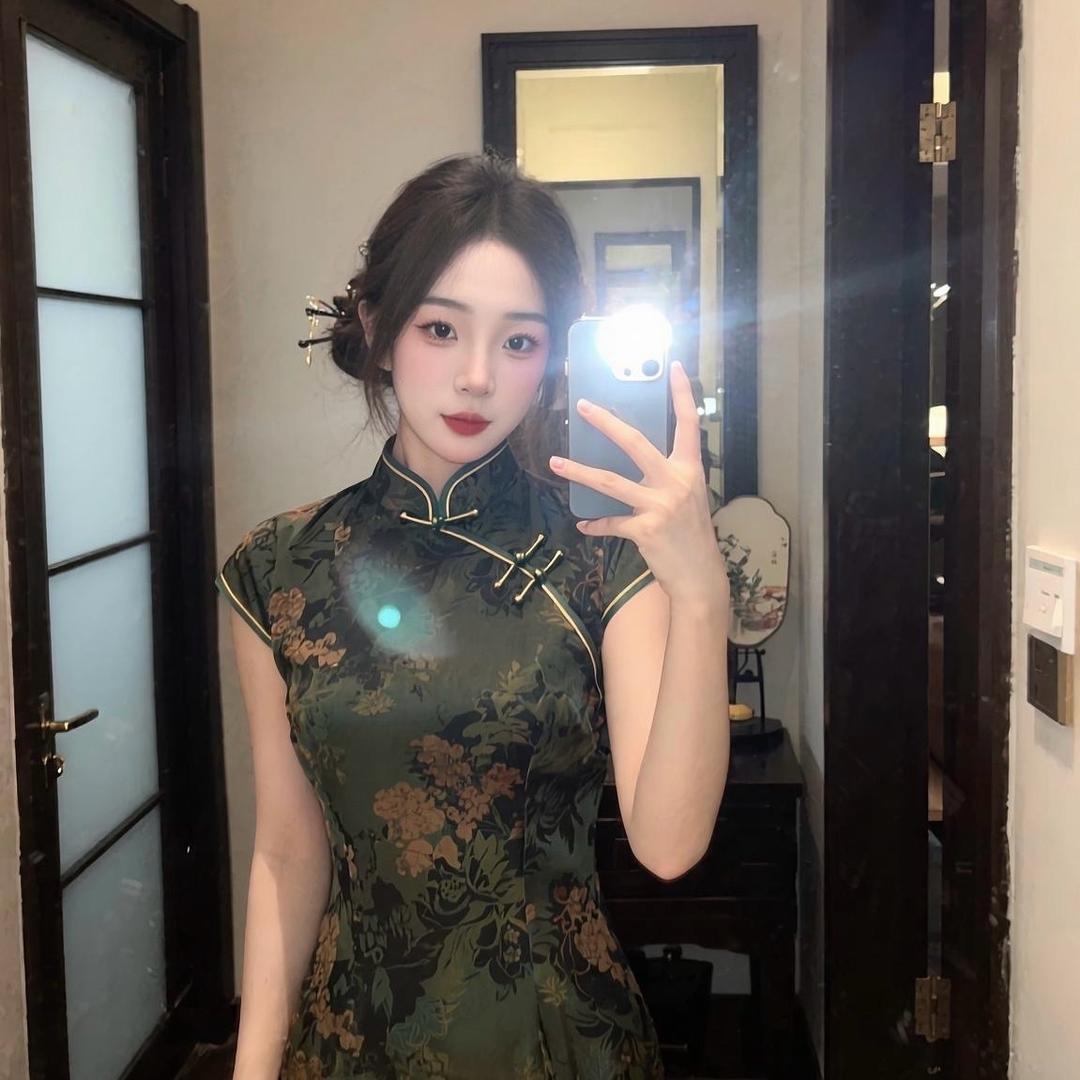 罗小琴