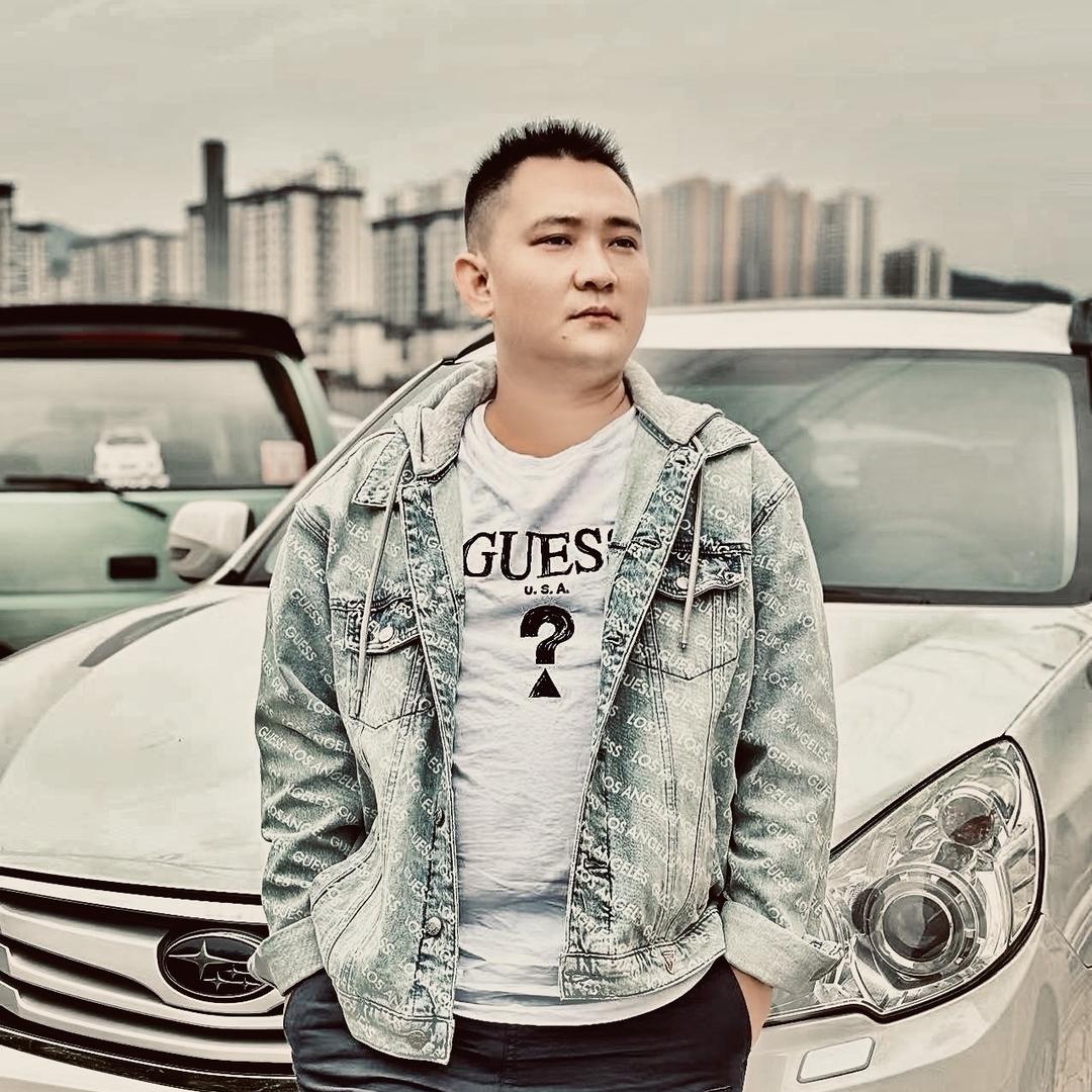 重庆鑫车航汽车