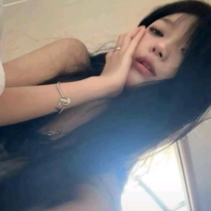 懒觉小狗🐶