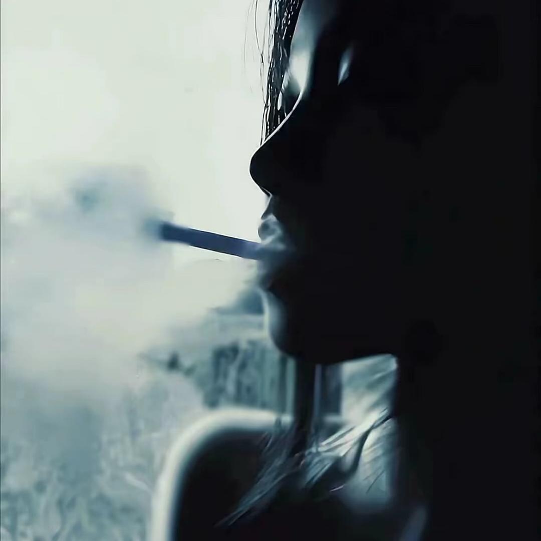女主.