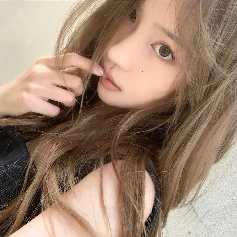 yue.🕷️