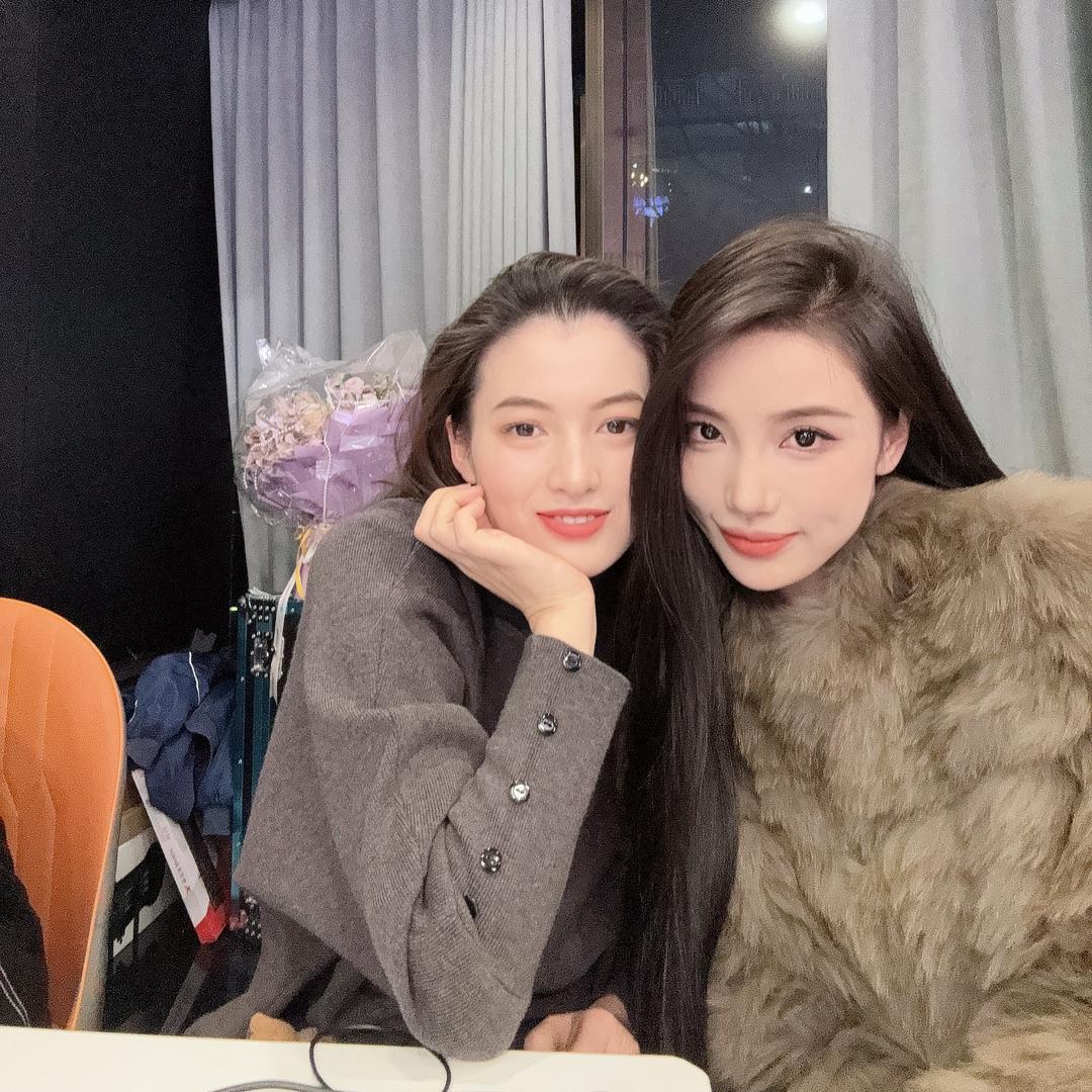 双双—（香玉闺蜜）