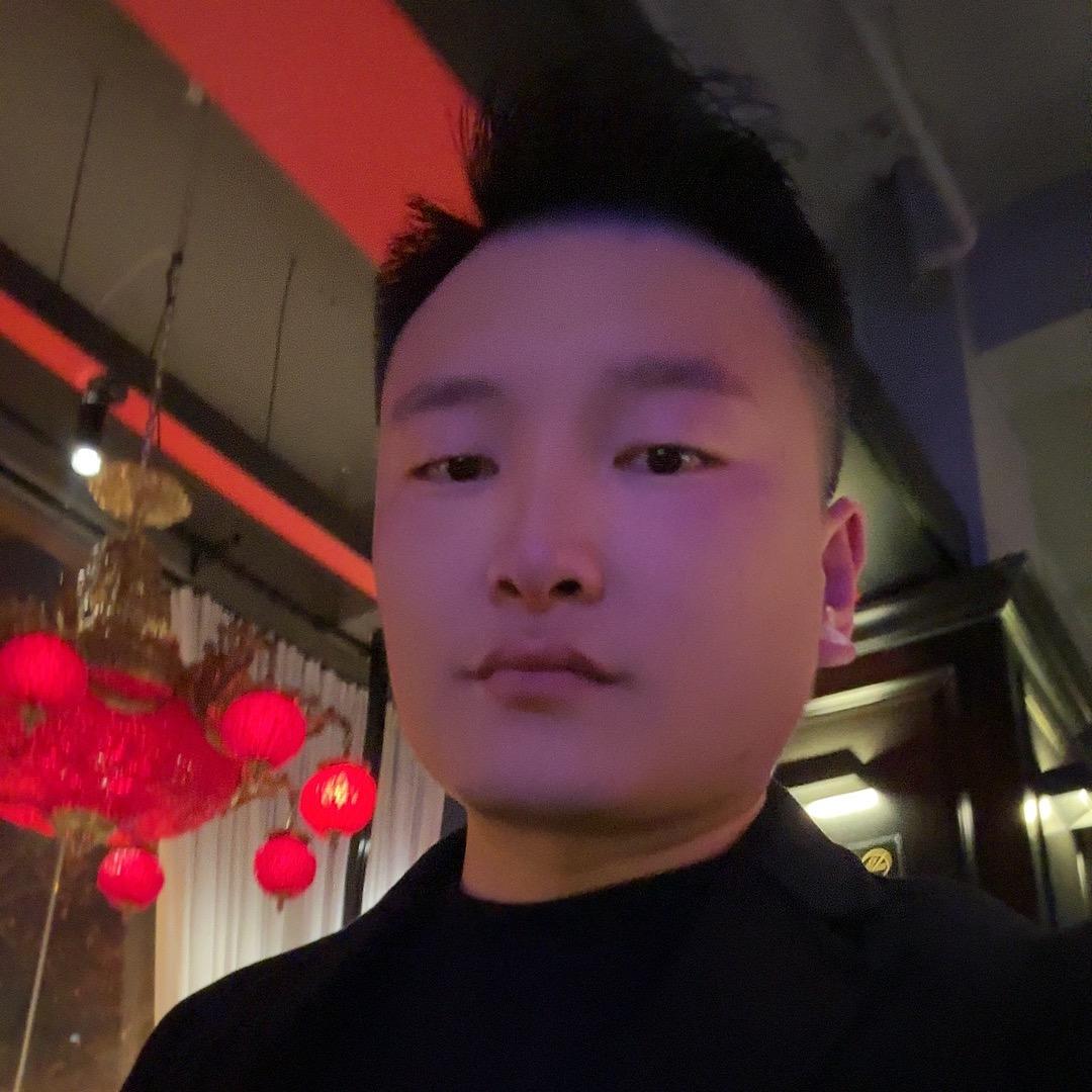 姜博文：冻炸玻璃乳鸽胚创始人